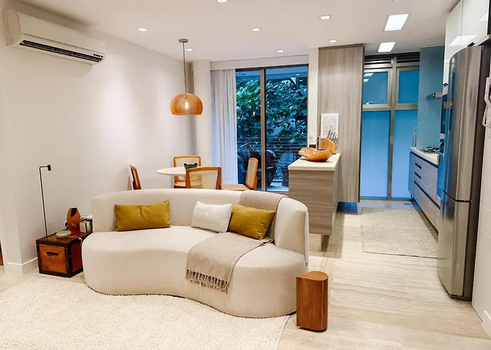 2Br Heart Of Leblon With Balcony, Renovated Gem