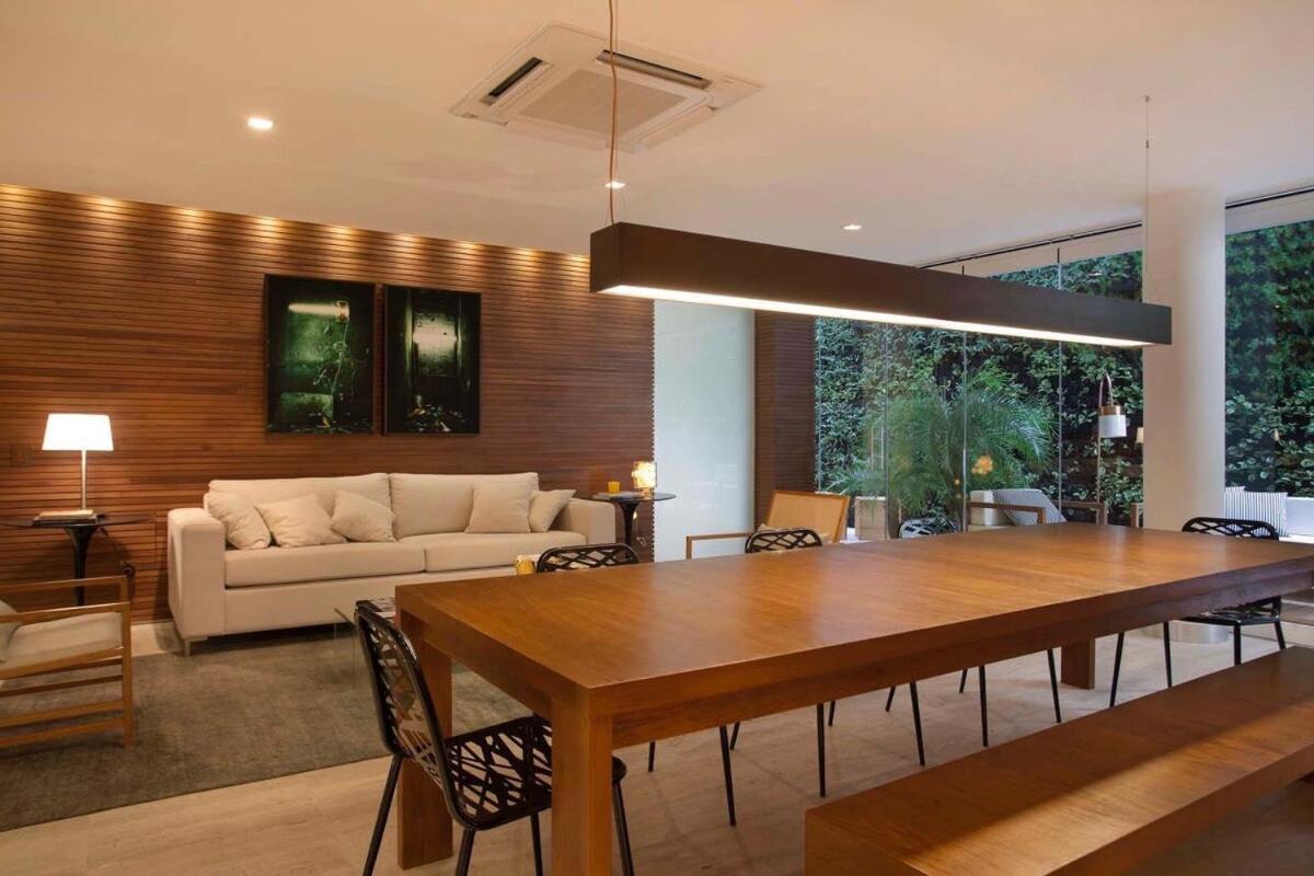 2br Heart Of Leblon With Balcony, Renovated Gem * Rio de Janeiro