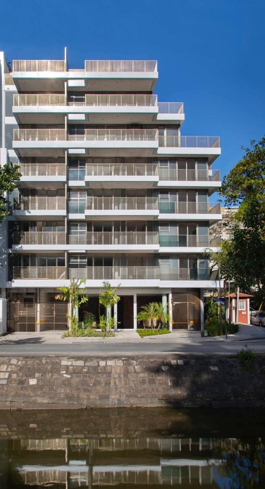 2br Heart Of Leblon With Balcony, Renovated Gem * Rio de Janeiro