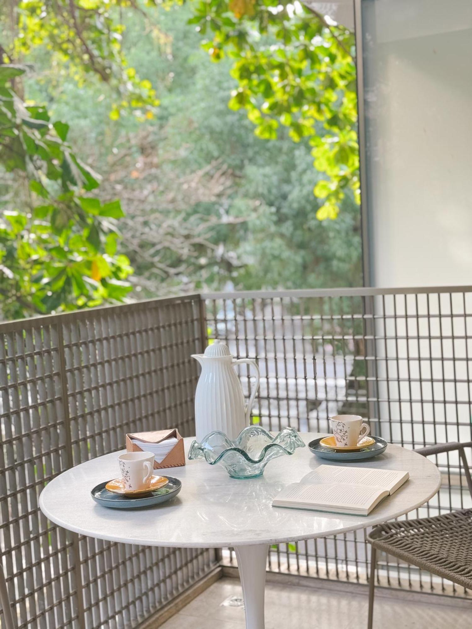 Apartamento 2br Heart Of Leblon With Balcony, Renovated Gem Rio de Janeiro